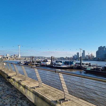 Luxury Apartment-Business-Relocation-Canary Wharf Londra Exterior foto